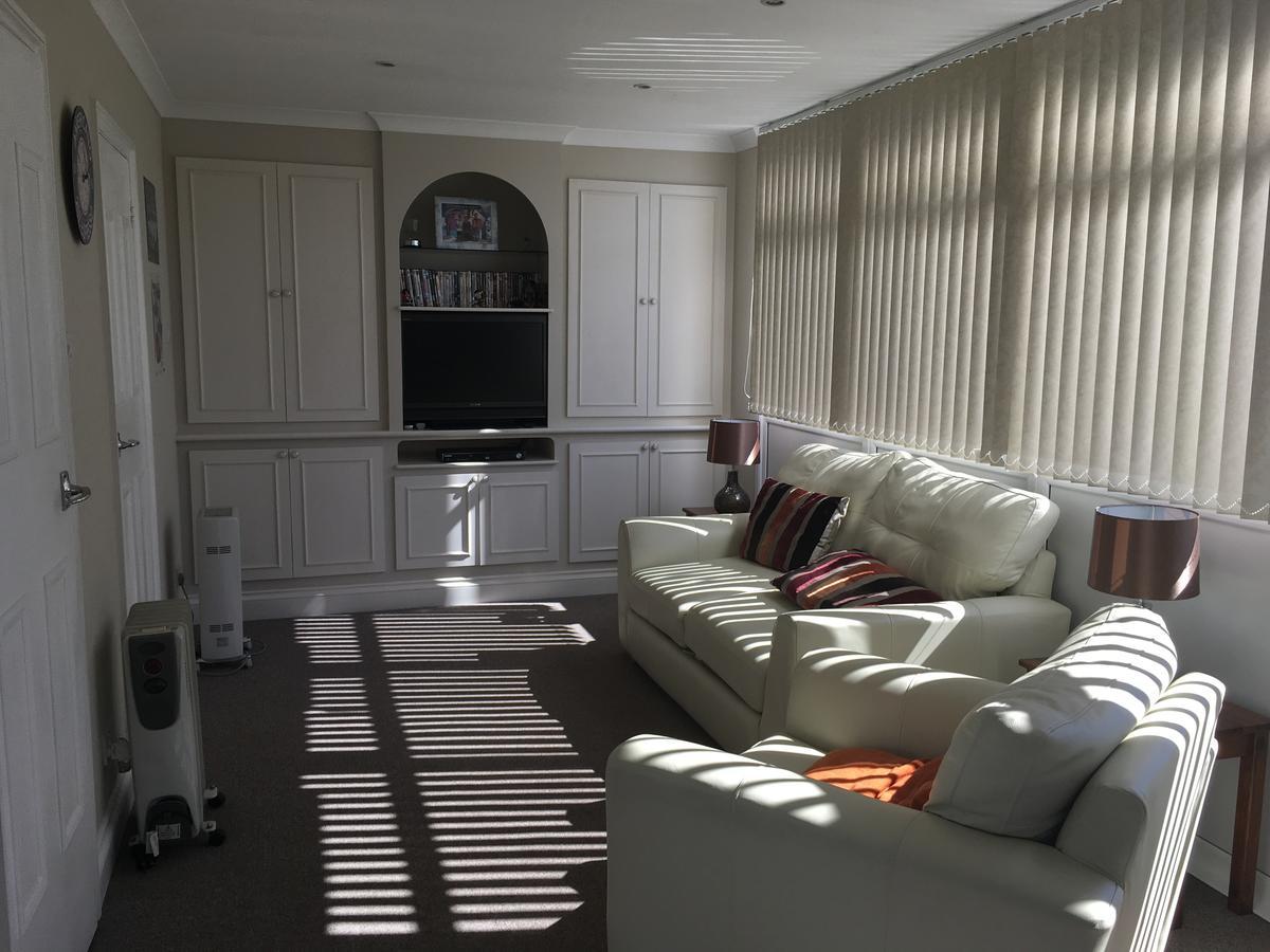 50 Toledo, Selsey Country Club Villa Kültér fotó